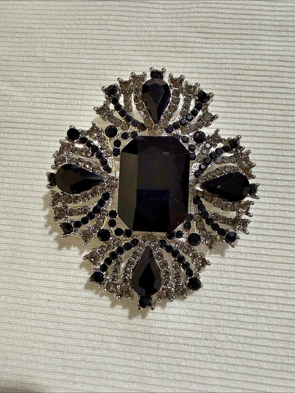 Black & Silver Jeweled Brooch Like New